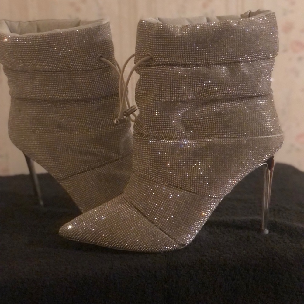 Size 10 Steve Madden Rhinestone Boots